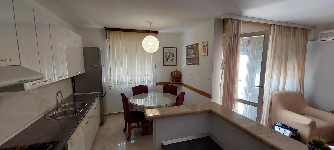 Lana Apartment สปลิท ภายนอก รูปภาพ