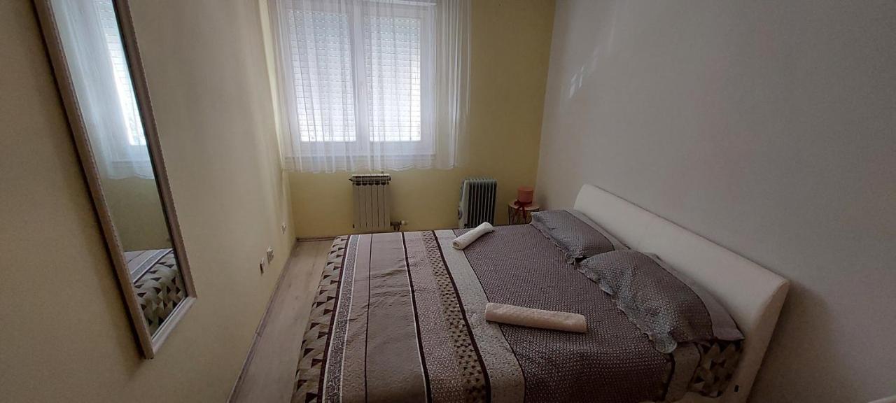 Lana Apartment สปลิท ภายนอก รูปภาพ